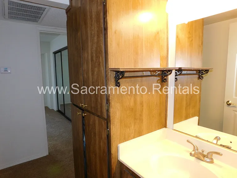750 Del Verde Cir #2 — Photo 12