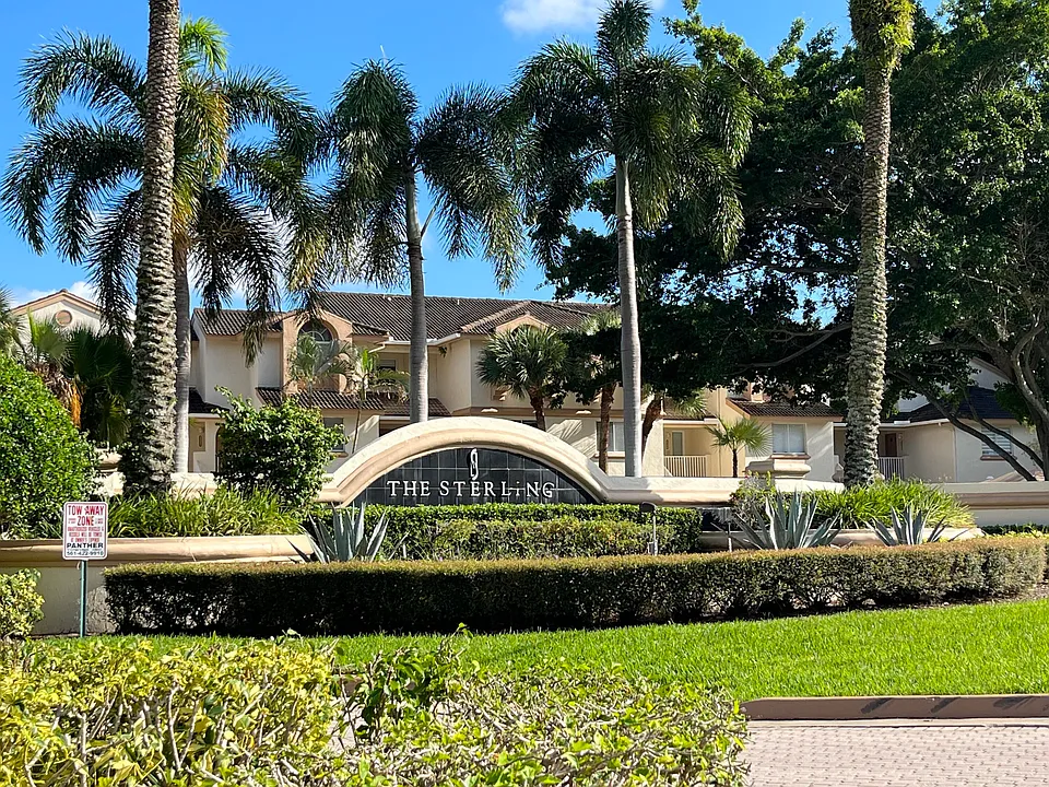 18106 Glenmoor Dr