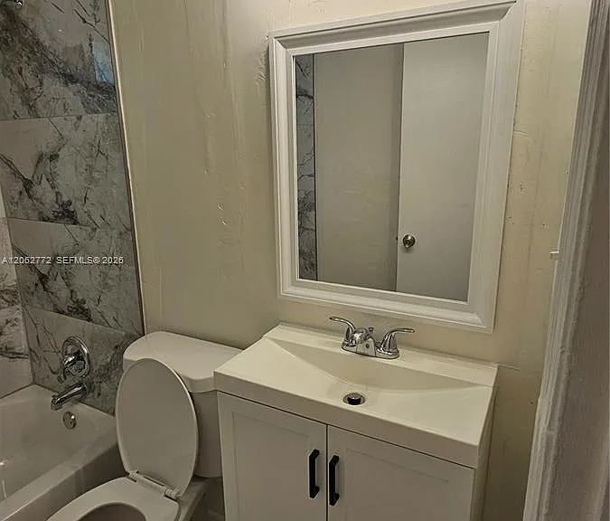 6118 Plunkett St — Photo 10