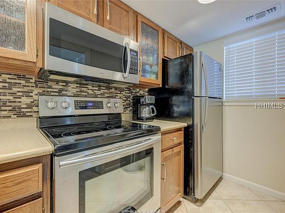 4th image of 5 Tanglewood Dr APT 106