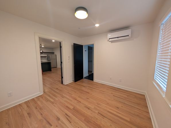 2700 N Walker Ave APT 4