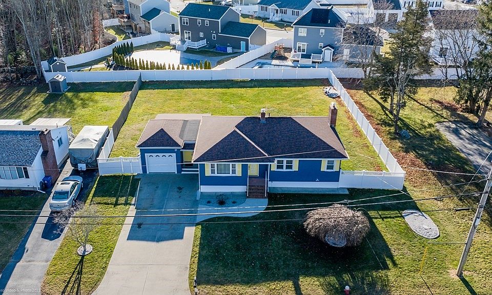 942 Phillips Rd, New Bedford, MA 02745 Zillow