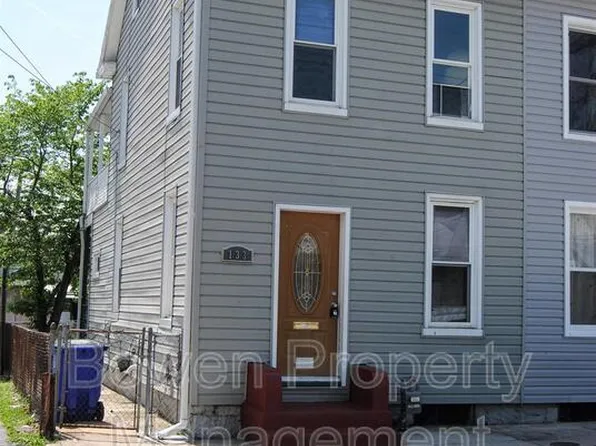 133 E Lee St, Hagerstown, MD 21740