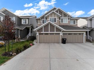 5230 Kinney Pl SW, Edmonton, AB T6W 5G5
