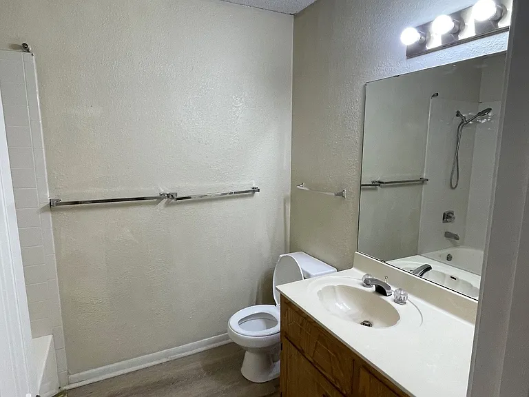 3308 Sungate Dr — Photo 14