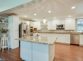 8061 Springfield Rd, Glenn Dale, MD 20769