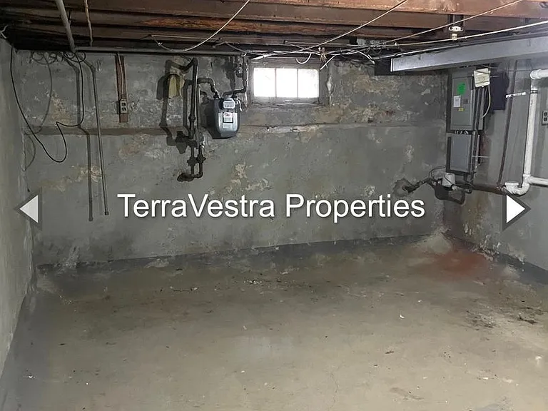 310 Water St — Photo 17