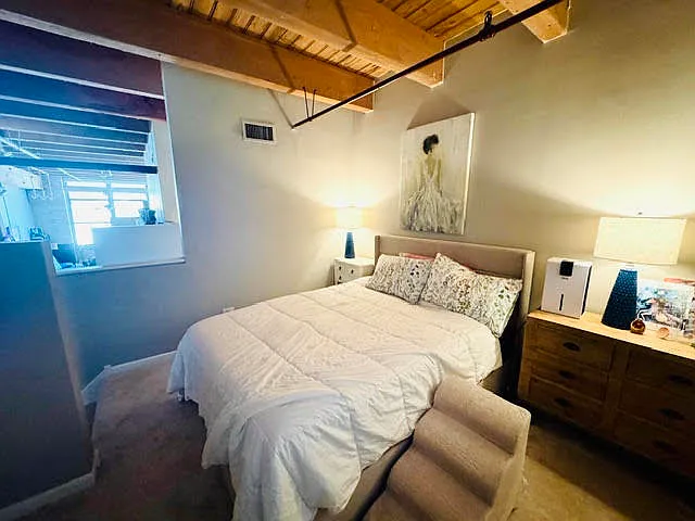 1 bed, 900 sqft, $2,500 — Photo 4