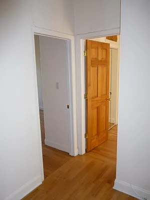 Rented by Chartwell Manhattan Realty | media 19