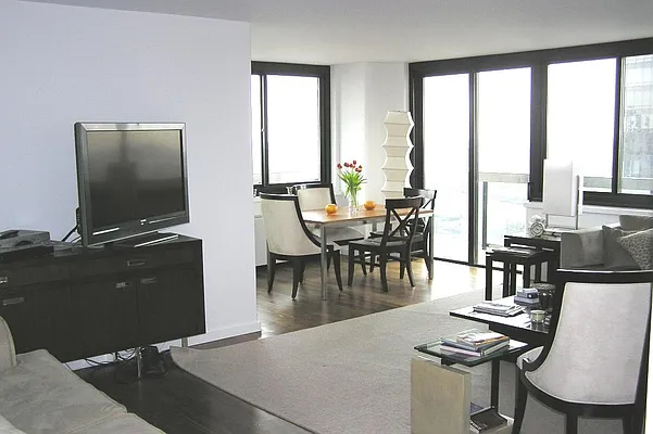 Rented by Corcoran | media 1