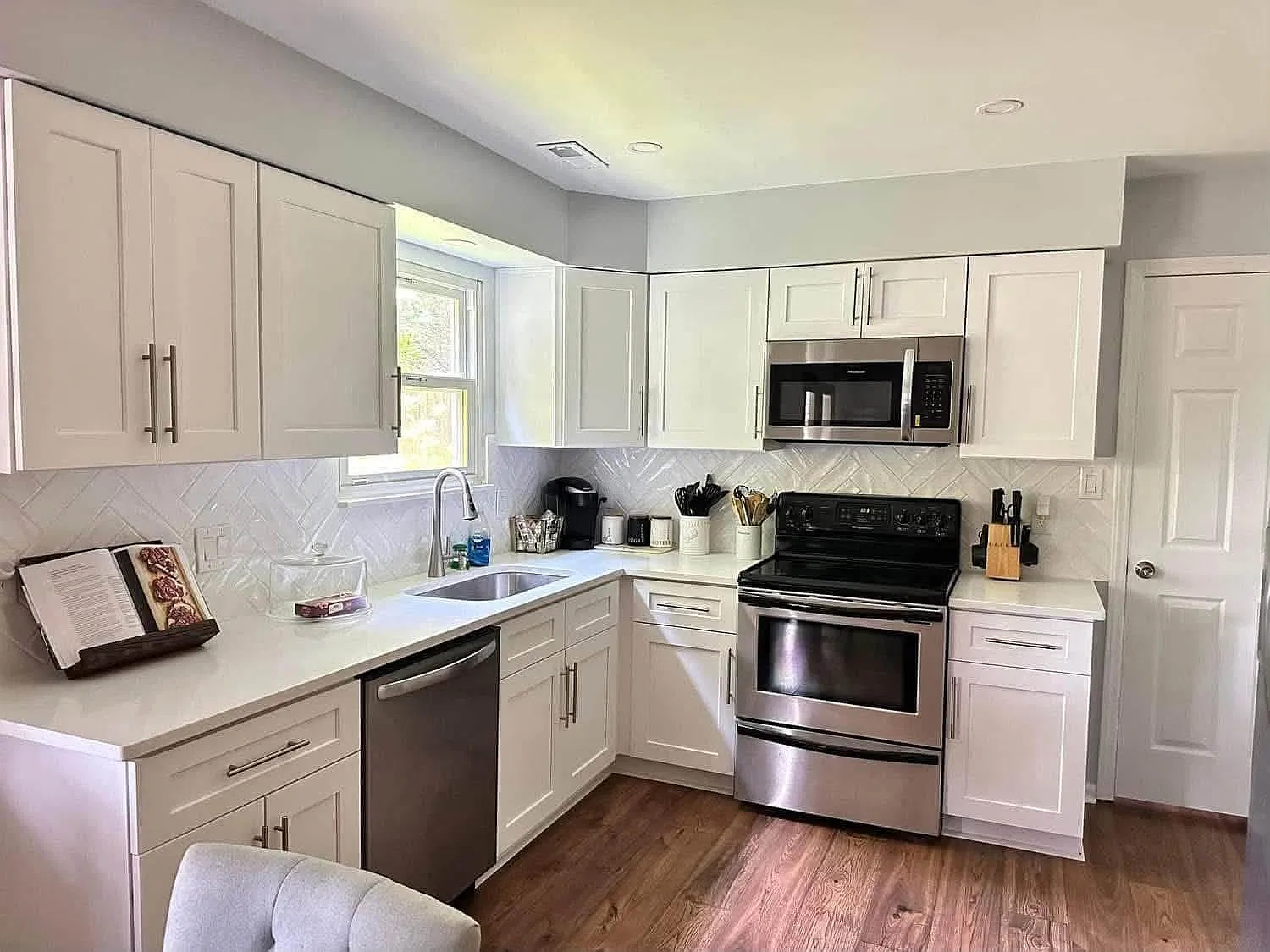3 bed, 1527 sqft, $2,000 — Photo 3