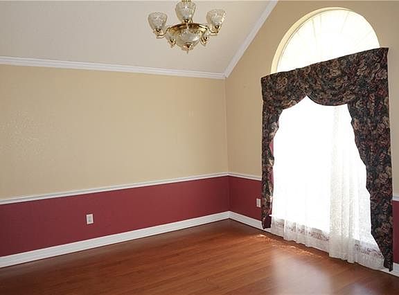 5th image of 2709 Granite Ave