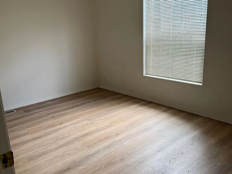 158 Village Dr — Photo 11