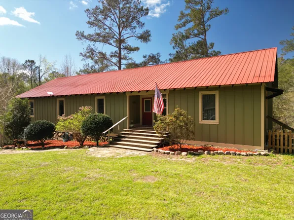 162 Bacon St, Irwinton, GA 31042