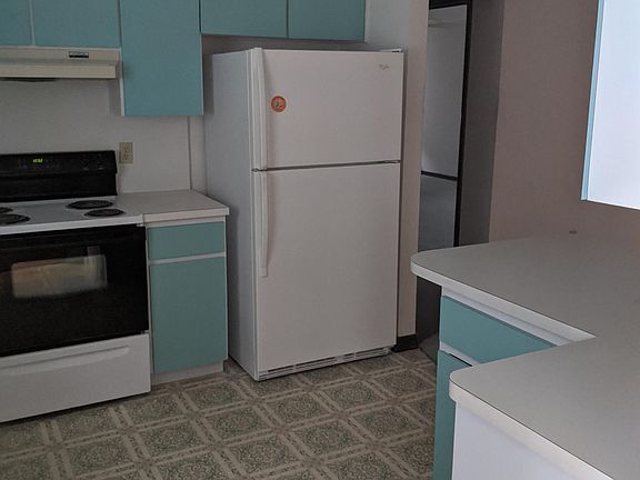 4th image of 310 E Dakota Ct