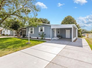 1614 Myrtle Beach Dr, Lady Lake, FL 32159
