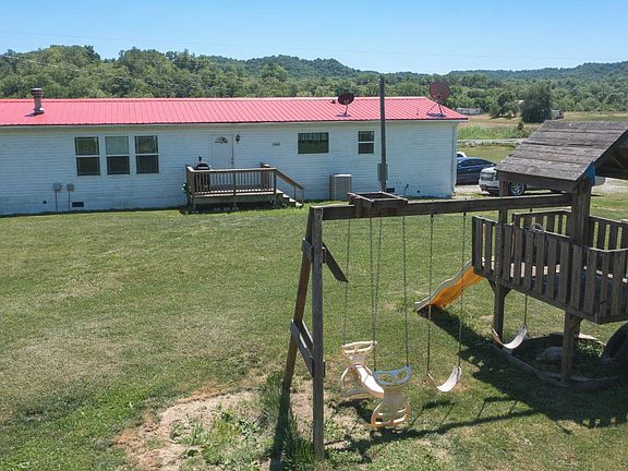 5th image of 85 Meyers Ln