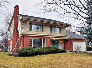 294 Downing Rd, Riverside, IL 60546