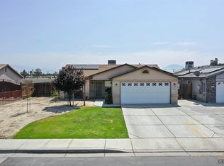 6100 Walkabout Dr, Bakersfield, CA 93307