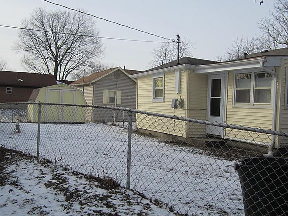 3rd image of 421 E Church St