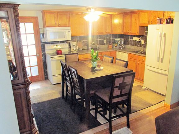 4th image of 3718 Bobring Ave
