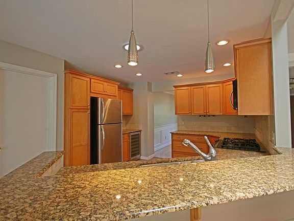 2nd image of 715 Riverbend Blvd