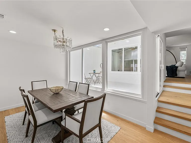 4745 S La Villa Marina #J — Photo 5