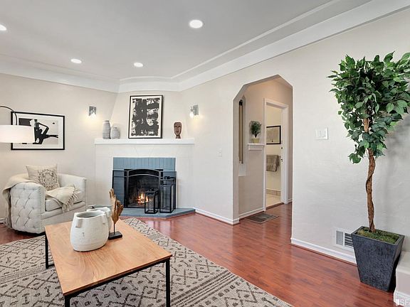 4th image of 230 A St
