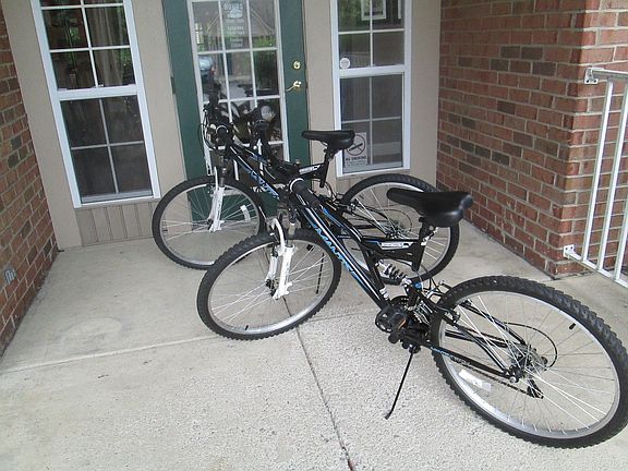 Borrow a mountain bike and enjoy the local bike paths