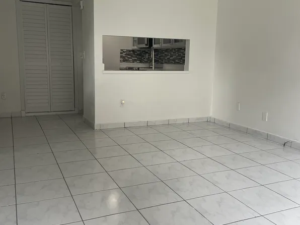 15348 SW 72nd St APT 12, Miami, FL 33193