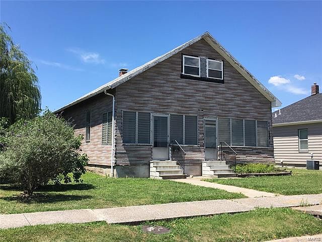 1st image of 205 Kroeger Ave