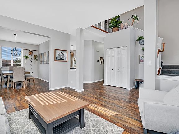 5th image of 701 Camden Dr