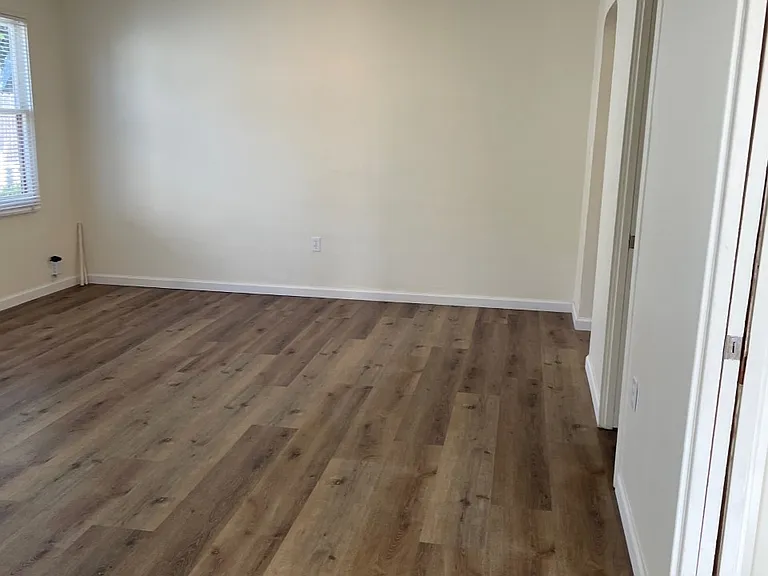 1710 Broad St — Photo 3