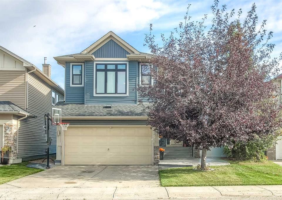 1st image of 175 West Springs Close SW