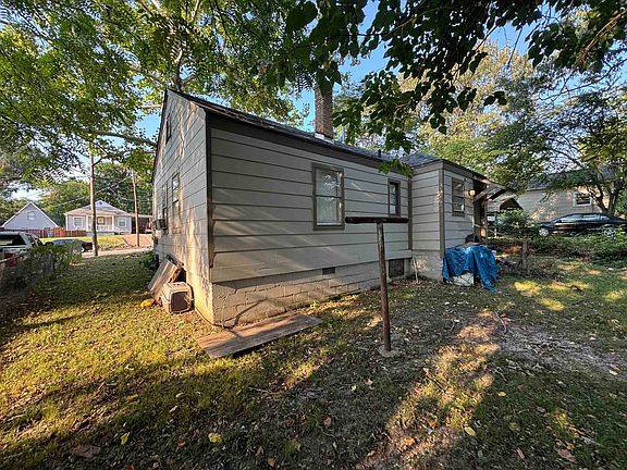 4th image of 3239 Nathan Ave