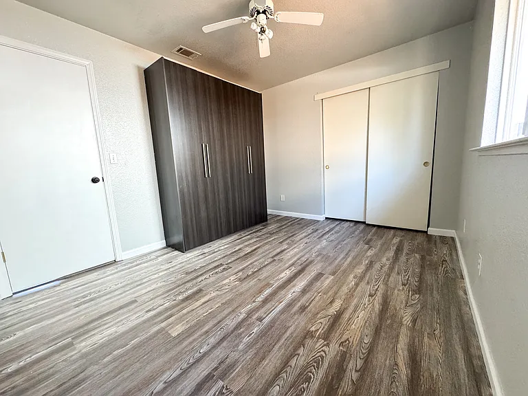 4108 Oak Ct — Photo 19