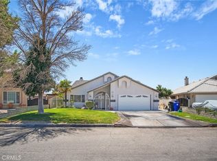 14375 Jamaica Ln, Helendale, CA 92342