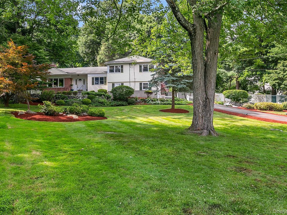 1st image of 120 Cedar Drive E