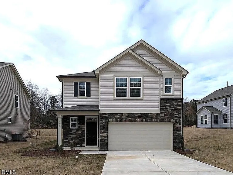 1233 Weavers Trace Dr — Photo 1