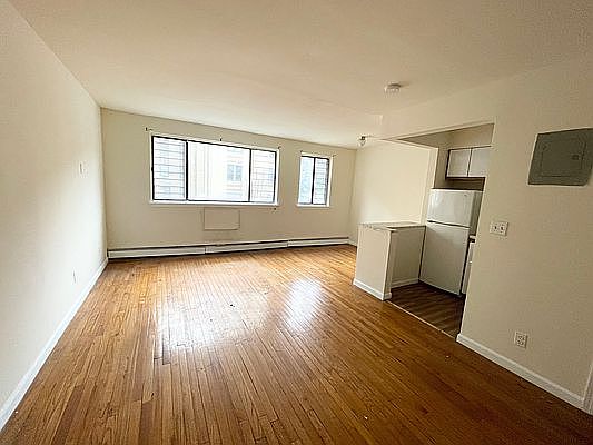 1st image of 71 Cooper St APT 2A