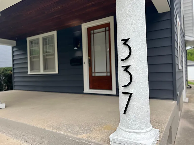 spacious covered porch, entry