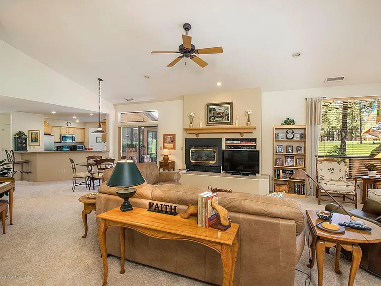 928Sales and Rentals is a division of Realty Executives of Flagstaff
Property Management Division