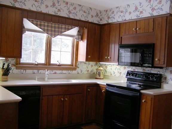 5th image of 5730 Larchmont Dr