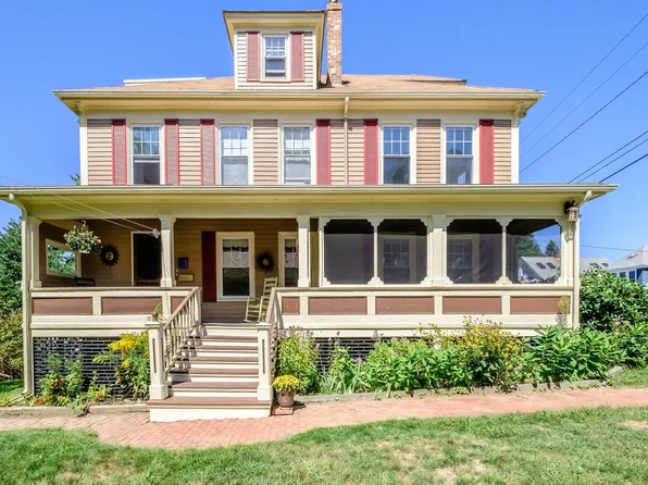 311 Pine St Unit 1, South Portland, ME 04106