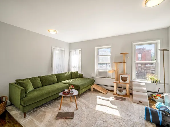 548 Jersey Avenue image 11 of 21