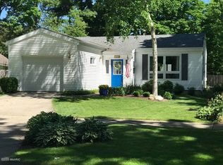 540 Mason St, Saugatuck, MI 49453