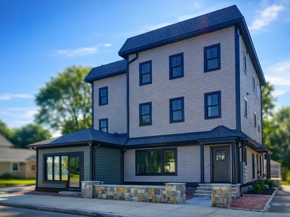 369 Grant St, Framingham, MA 01702