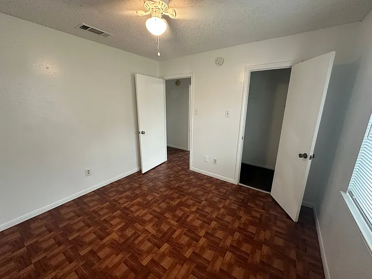 2504 Lake Rd — Photo 10