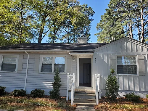 410 Whittier Dr Photo 1