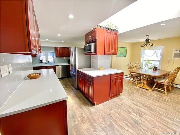 5th image of 2350 E 13th St